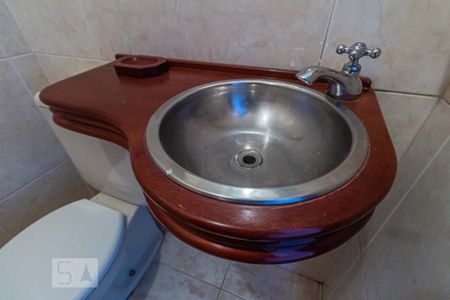 Casa à venda com 227m², 3 quartos e 4 vagasLavabo - Torneira