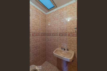 Casa à venda com 227m², 3 quartos e 4 vagasBanheiro