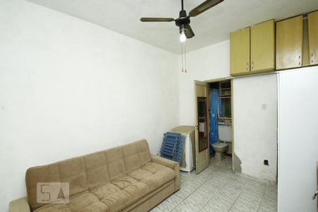 Sala/Quarto de apartamento para alugar com 1 quarto, 28m² em Botafogo, Rio de Janeiro