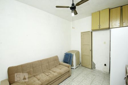 Sala/Quarto de Apartamento com 1 quarto, 28m² Botafogo