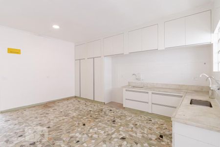Apartamento para alugar com 240m², 3 quartos e 1 vagaCozinha 
