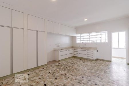 Apartamento para alugar com 240m², 3 quartos e 1 vagaCozinha 