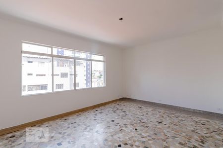 Sala  de apartamento para alugar com 3 quartos, 240m² em Aclimação, São Paulo