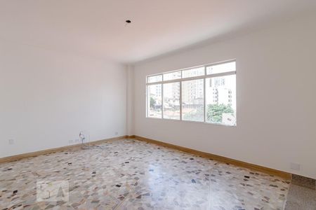 Sala  de apartamento para alugar com 3 quartos, 240m² em Aclimação, São Paulo