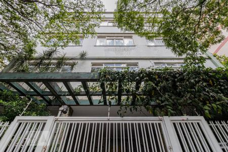 Apartamento para alugar com 240m², 3 quartos e 1 vagaFachada 