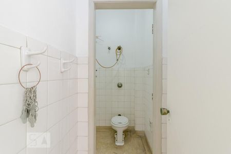 Apartamento para alugar com 240m², 3 quartos e 1 vagaBanheiro de Serviço