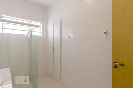 Apartamento para alugar com 240m², 3 quartos e 1 vagaBanheiro 