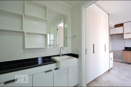 Banheiro de kitnet/studio à venda com 1 quarto, 25m² em Mirandópolis, São Paulo