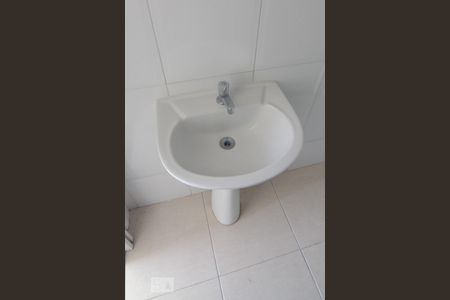 Banheiro de apartamento para alugar com 1 quarto, 23m² em Centro, Rio de Janeiro