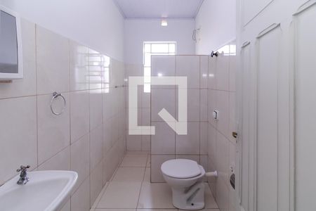 Casa para alugar com 117m², 2 quartos e 1 vaga Casa para alugar com 117m², 2 quartos e 1 vagaBanheiro 2