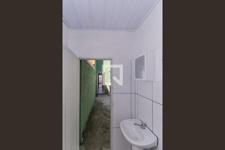 Casa para alugar com 117m², 2 quartos e 1 vaga Casa para alugar com 117m², 2 quartos e 1 vagaBanheiro 1