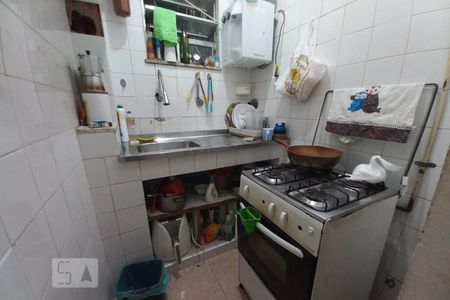 Cozinha de apartamento à venda com 1 quarto, 47m² em Copacabana, Rio de Janeiro