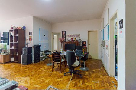 Apartamento à venda com 150m², 3 quartos e sem vagaSala