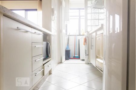 Apartamento à venda com 50m², 2 quartos e 1 vaga Apartamento à venda com 50m², 2 quartos e 1 vagaCozinha