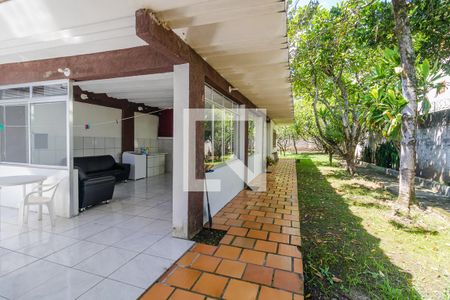 Casa à venda com 302m², 4 quartos e 4 vagasVista