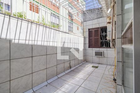 varanda de casa à venda com 4 quartos, 302m² em Cristal, Porto Alegre
