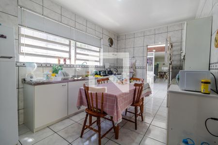 Casa à venda com 302m², 4 quartos e 4 vagasCozinha