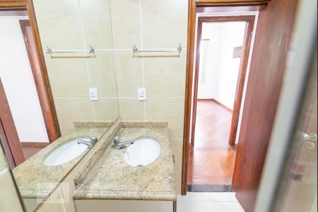Apartamento para alugar com 84m², 3 quartos e sem vagaBanheiro