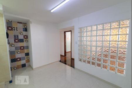 Apartamento para alugar com 84m², 3 quartos e sem vagaCozinha