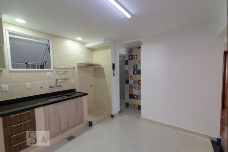 Apartamento para alugar com 84m², 3 quartos e sem vagaCozinha