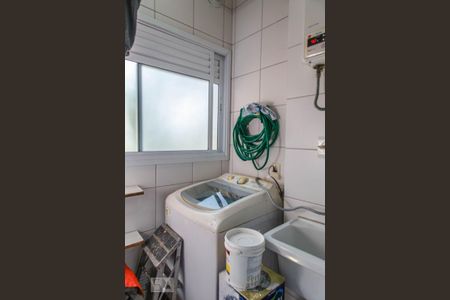 Apartamento à venda com 120m², 2 quartos e 1 vagaÁrea de Serviço