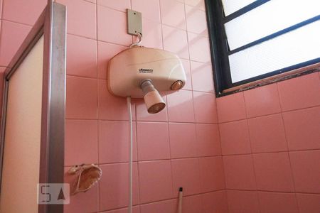 Casa para alugar com 209m², 3 quartos e 3 vagas Casa para alugar com 209m², 3 quartos e 3 vagasChuveiro