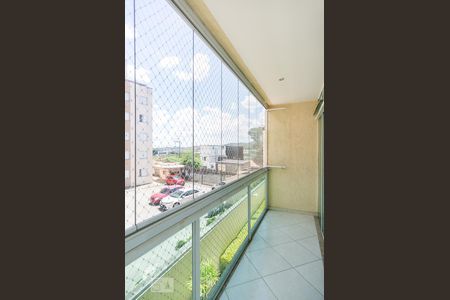 Varanda de casa de condomínio para alugar com 3 quartos, 115m² em Vila Clarice, São Paulo