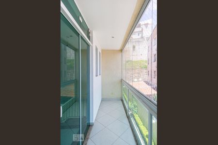 Varanda de casa de condomínio para alugar com 3 quartos, 115m² em Vila Clarice, São Paulo