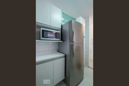 Apartamento para alugar com 80m², 2 quartos e 2 vagasCozinha
