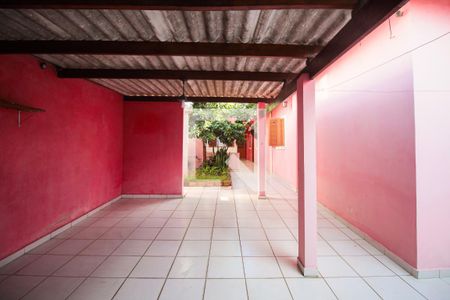 Casa à venda com 164m², 3 quartos e 3 vagas Casa à venda com 164m², 3 quartos e 3 vagasGaragem