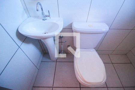 Casa à venda com 164m², 3 quartos e 3 vagas Casa à venda com 164m², 3 quartos e 3 vagasBanheiro 2