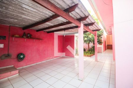Casa à venda com 164m², 3 quartos e 3 vagas Casa à venda com 164m², 3 quartos e 3 vagasGaragem