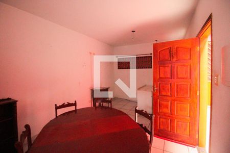 Casa à venda com 164m², 3 quartos e 3 vagas Casa à venda com 164m², 3 quartos e 3 vagasSala 2