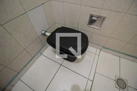 Casa à venda com 164m², 3 quartos e 3 vagas Casa à venda com 164m², 3 quartos e 3 vagasBanheiro