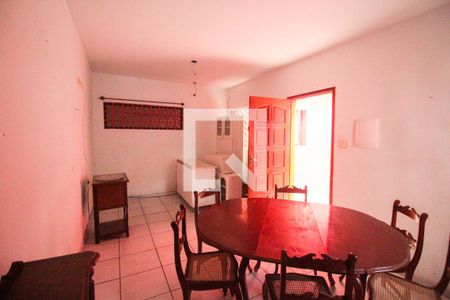 Casa à venda com 164m², 3 quartos e 3 vagas Casa à venda com 164m², 3 quartos e 3 vagasSala 2