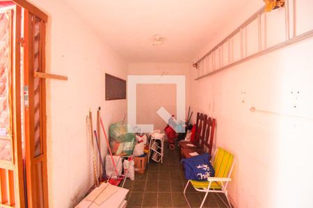 Casa à venda com 164m², 3 quartos e 3 vagas Casa à venda com 164m², 3 quartos e 3 vagasÀrea de Serviço 1