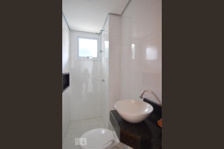 Apartamento para alugar com 42m², 2 quartos e sem vagaBanheiro