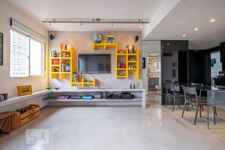 Sala de apartamento para alugar com 1 quarto, 60m² em Pinheiros, São Paulo