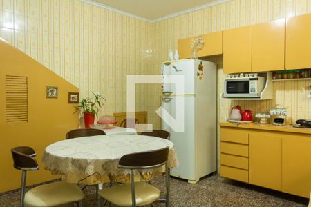 Casa à venda com 200m², 4 quartos e 4 vagasCozinha