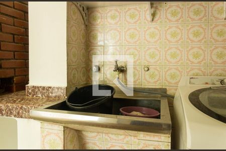 Casa à venda com 200m², 4 quartos e 4 vagasÁrea de Serviço