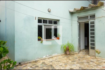 Casa à venda com 200m², 4 quartos e 4 vagasQuintal