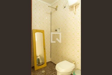 Casa à venda com 200m², 4 quartos e 4 vagasBanheiro de Serviço