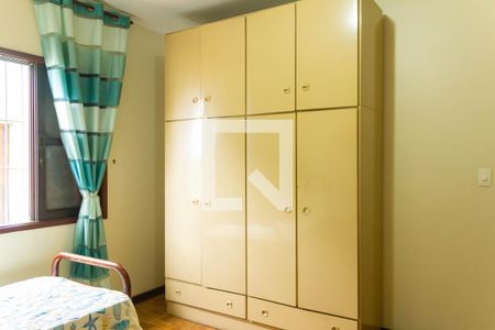 Casa à venda com 200m², 4 quartos e 4 vagasQuarto 1