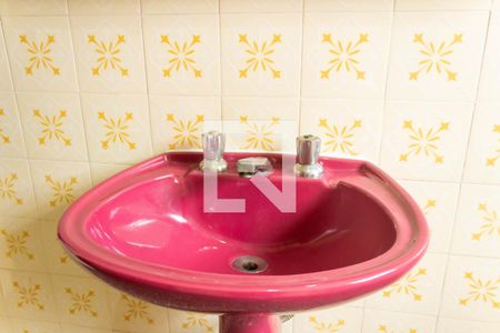 Casa à venda com 200m², 4 quartos e 4 vagasBanheiro