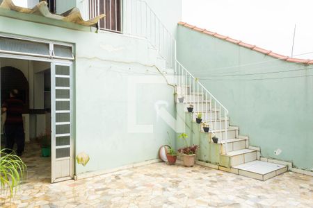 Casa à venda com 200m², 4 quartos e 4 vagasQuintal