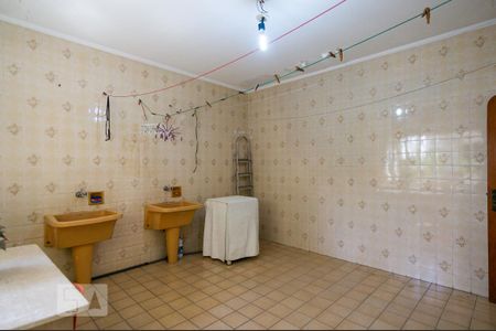 Casa à venda com 458m², 4 quartos e 8 vagasÁrea de Serviço