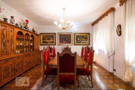 Casa à venda com 458m², 4 quartos e 8 vagasSala de Jantar