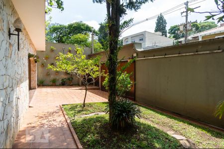 Casa à venda com 458m², 4 quartos e 8 vagasJardim 