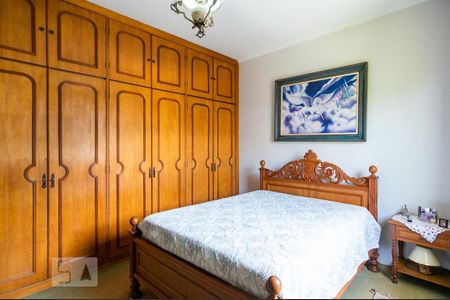 Casa à venda com 458m², 4 quartos e 8 vagasSuíte 1