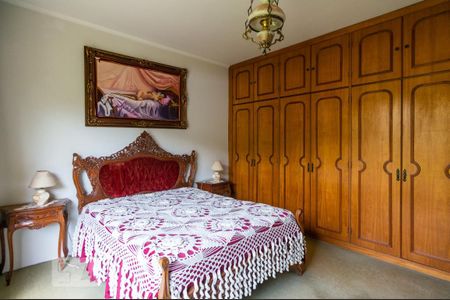 Casa à venda com 458m², 4 quartos e 8 vagasSuíte 2